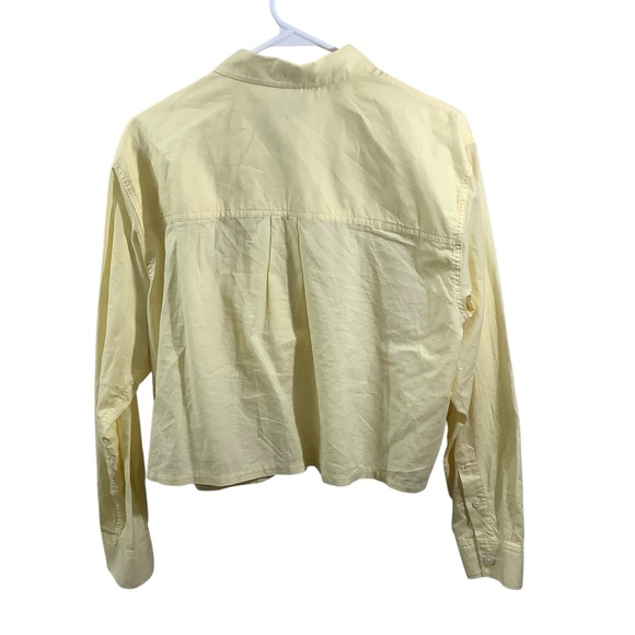 Everlane Light Yellow Collared Shirt Cropped - Picture 2 of 5